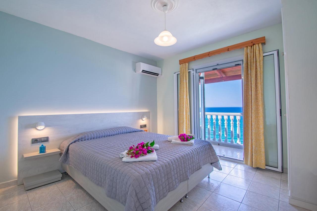 Baywatch Apartments On The Beach By "Elite" Amoudi Ngoại thất bức ảnh