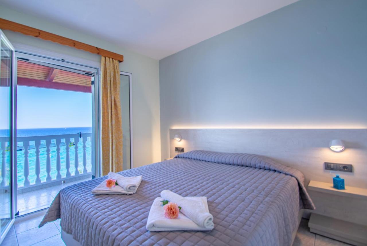 Baywatch Apartments On The Beach By "Elite" Amoudi Ngoại thất bức ảnh