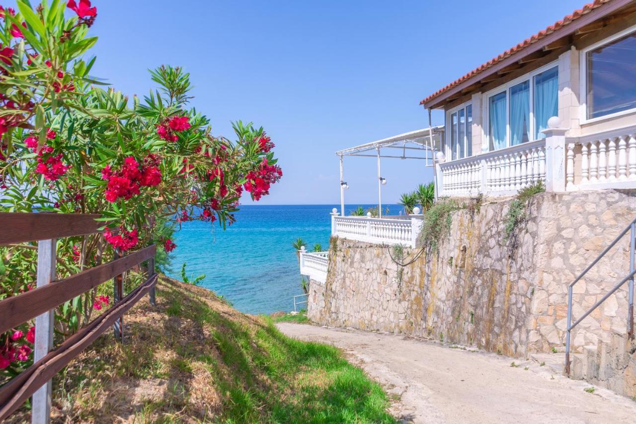 Baywatch Apartments On The Beach By "Elite" Amoudi Ngoại thất bức ảnh